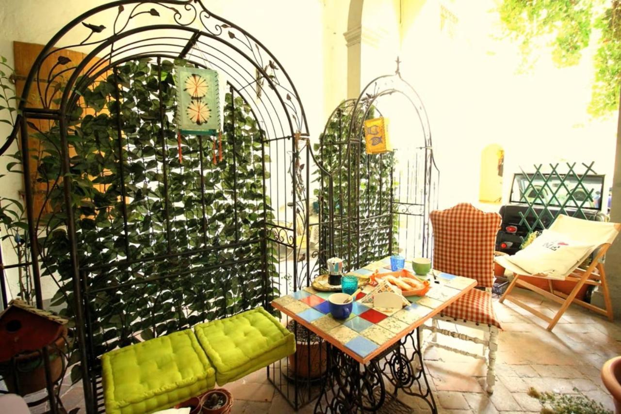 Hand Decorated House With Court Florence Extérieur photo