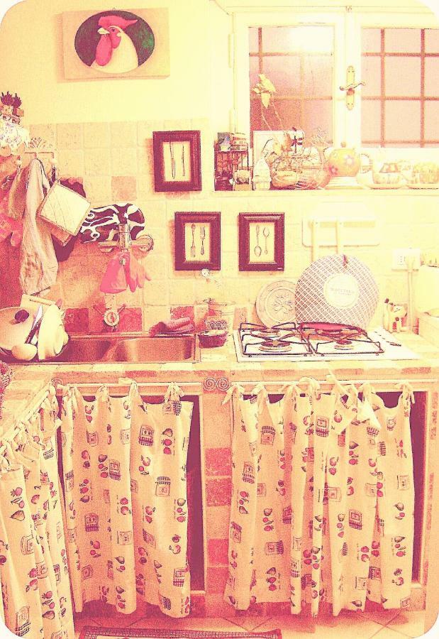 Hand Decorated House With Court Florence Extérieur photo